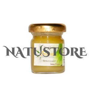 Ungüento natural de cannabis con cera de abejas caléndula romero hoja de coca jengibre aceite de ajonjolí en presentación de 50g